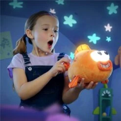 Baby Sharks Big Show - William Plysj Med Lys Og Lyd -Cuddlebug Selger 110335 6 170584 h62090134