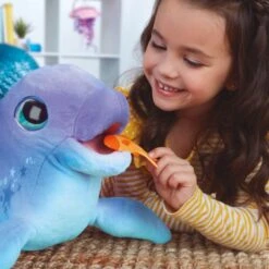 FurReal Dazzlin Dimples - Delfin -Cuddlebug Selger 112568 g 3 172818 hf31111b1