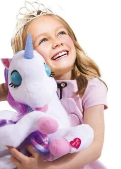 Luna - Snakkende Enhjørning -Cuddlebug Selger afb3cbd579d05ec8a78c4432fec93e9a93778272 58053 151935 226708 h7b17683e